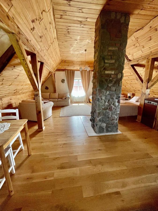 Oaza Pod Strzecha Klimatyczny Dom Z 3 Sypialniami Na Wylacznosc Z Kominkiem I Duzym Ogrodem Ustronie Morskie Exterior foto